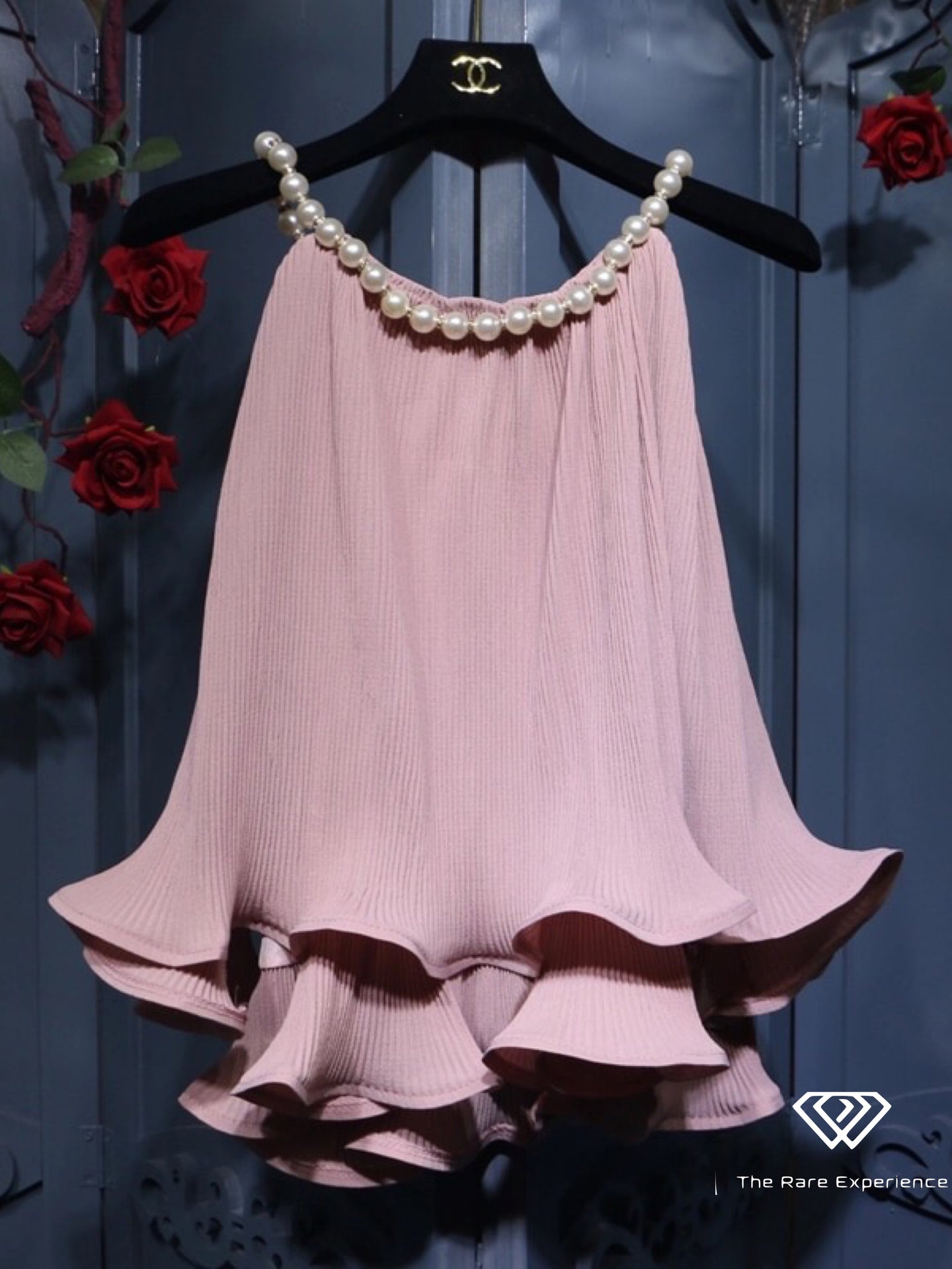 RARE “Elegance Round” Halter Blouse