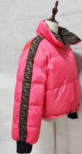 Load image into Gallery viewer, FF Logo Reversible Down Coat