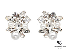 Load image into Gallery viewer, RARE “Simone” Earrings