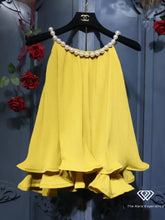 Load image into Gallery viewer, RARE “Elegance Round” Halter Blouse